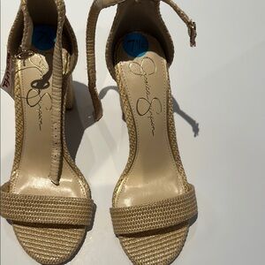 ! Jessica Simpson Women's Tan Heeled Sandals